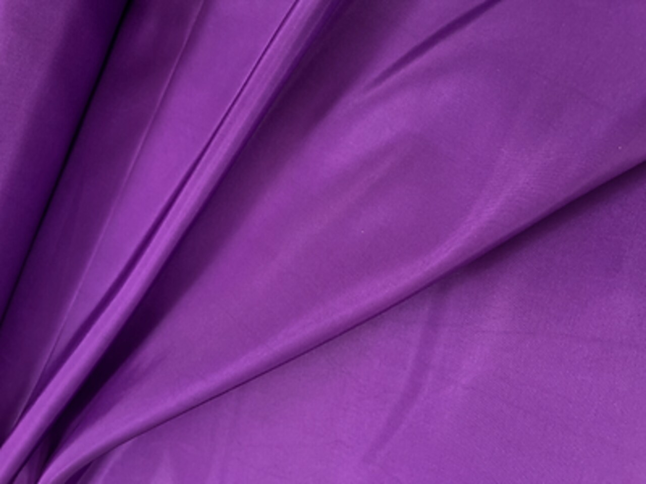 1 Yard Aro Two-Tone Vivid Purple Taffeta Voluminous Crisp Fabric Width 58/59 inches